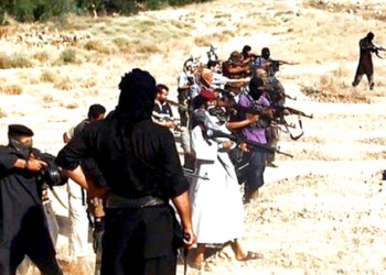 Militantes del ISIS asesinaron a 322 miembros de una tribu iraquí en la provincia occidental de Anbar