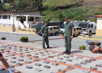 La Guardia Nacional Bolivariana del destacamento 221, incautó más de 420 kilos de cocaína que iba oculta en un camión en el punto de control La Mitisus, ubicado en la Carretera Trasandina del páramo en el estado Mérida.