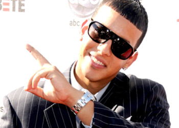 Daddy Yankee estrenó ayer en la plataforma digital VeVo su nuevo video musical, “Palabras con sentido”