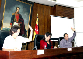 El parlamento regional aprobó por mayoría socialista el informe emitido por la Comisión Permanente de Contraloría del Clebm.