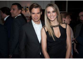 La esposa de Carlos Baute, Astrid Klisans, ha querido agradecer todos los mensajes de apoyo y cariño que tanto ella como su marido han recibido