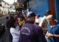 Siguen las colas