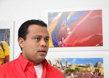 Andrés Eloy Méndez informó la tarde de este viernes se hizo el decomiso de las toneladas de pollo (FOTO / ARCHIVO)