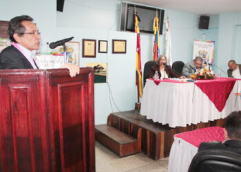 Gabriel Puerta, secretario general de Bandera Roja, durante la Sesión Especial realizada en la Cámara Municipal de Carrizal