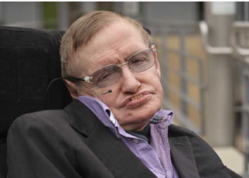Stephen Hawking felicitó al actor británico Eddie Redmayne por haber ganado el Óscar a “Mejor Actor” por su trabajo en la película "La teoría del todo"