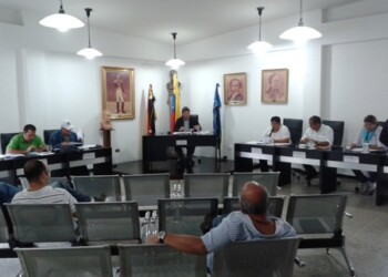 Aprobada revisión de tasas y tributos en el municipio  Los Salias   