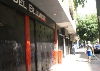 Aunque el lunes algunos abrieron medio día, ayer Los Altos Mirandinos permanecieron desolados durante todo el día