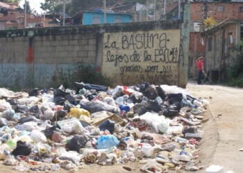 La basura está apoderada de la zona