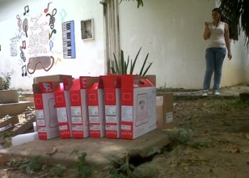 De las canaimas solo djaron las cajas