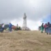 Poses para retratarse junto a la Virgen del Carmen fue el panorama
