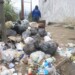 El asfaltado y la basura también son problemas que agobian a los residentes de la zona