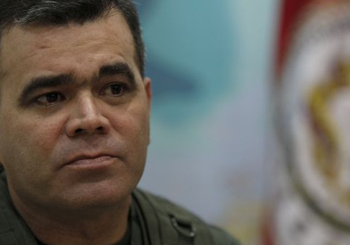 El comandante de la Fuerza Armada venezolana, Vladimir Padrino López, manifestó que "América Latina se ha levantado esta vez para decir un "no al injerencismo"