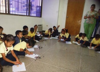 La convivencia familiar y “Un libro por la Paz” fueron los puntos clave de la actividad