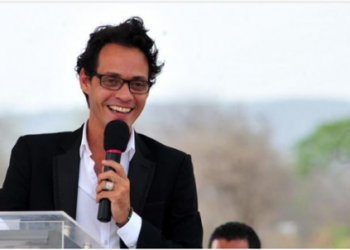 El Hogar forma parte de la Fundación Maestro Cares que fue creada en 2012 por Marc Anthony y el empresario Henry Cárdenas, para mejorar la calidad de vida de los niños huérfanos en América Latina