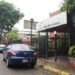 “Bajo la sombra sólo trabaja el crimen”. No tienen alumbrado público, han perdido hasta semanas de clases por la inseguridad y estudian con las uñas; “parece que no fuera privado”