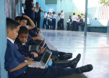 La infraestructura actual está acondicionada para 300 alumnos y ya tienen 500 estudiantes en matrícula