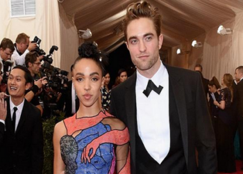Según la prensa británica, Robert Pattinson planea contraer matrimonio con la cantante Tahliah Barnett, más conocida como FKA twigs, en una ceremonia discreta