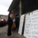 Protestaron por varias horas frente al albergue