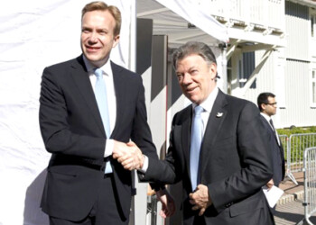 Las Fuerzas Armadas Revolucionarias de Colombia (FARC) consideran que los puntos de vista del mandatario al explicar en Oslo los acuerdos parciales alcanzados hasta ahora por la mesa de negociaciones, con sede permanente en Cuba, “son una sesgada puesta en escena de lo pactado”
