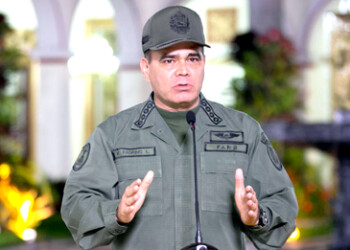 Padrino López dijo con respecto a Pedro Camejo, también conocido como Negro Primero, que es importante continuar reconociendo la vida y los logros de este héroe, a quien calificó como valiente y dispuesto a defender las causas justas del pueblo subyugado por la Corona española