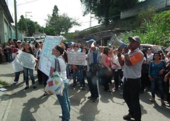 A las 10:30 de este miércoles se tenía previsto que los gremios tuviesen un derecho de palabra en la Asamblea Nacional, donde manifestarían cuál es la situación que viven los maestros.