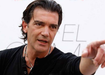 Banderas, que recibirá mañana el Premio Platino de Honor del Cine Iberoamericano en la gala de la II edición de estos premios, apostó por regresar a los orígenes de la industria  ARCHIVO