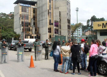 Después de varios días, este viernes hubo traslados a tribunales desde la sede del Cicpc