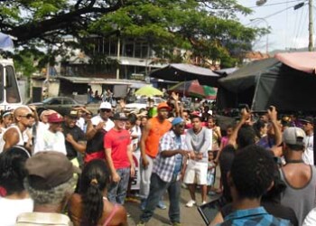 "Más Vacile, Menos Balas" sido honrada recientemente por reconocidos artistas urbanos, quienes crearon el tema "Basta de Muerte", y grabaron el video del mismo, en la ciudad de Guarenas
LV