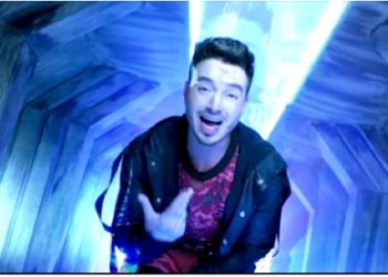 El cantante de música urbana acaba de lanzar el esperado videoclip de “Ginza”