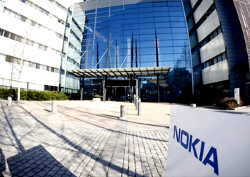El grupo de telecomunicaciones finlandés Nokia está a punto de vender su servicio de cartografía Here a los constructores de automóviles alemanes BMW, Audi (grupo Volkswagen) y Mercedes-Benz (Daimler)