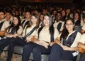Alumnos se despiden de su institución