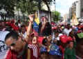 El presidente de la República, Nicolás Maduro, señaló este viernes que “el pueblo de Venezuela y Colombia en la calle dice ‘no al paramilitarismo’ en una sola voz“, y añadió que la frontera seguirá cerrada "hasta que el gobierno colombiano controle el contrabando".