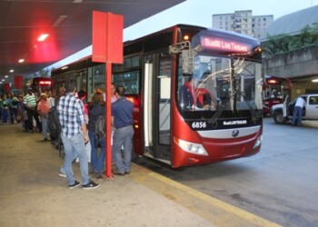 Usuarios pieden solución al Sitssa