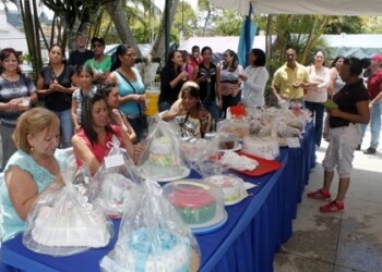 Hombres y mujeres que ya tienen como ganarle al desempleo