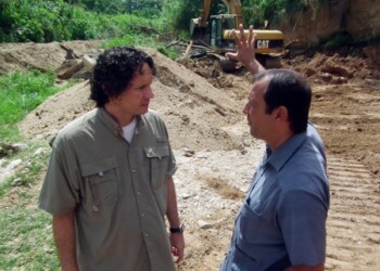 El alcalde Garcés explicó que ya está en ejecución el eje 6 “Contingencia”, el cual se llevará a cabo en 3 fases, desviación y canalización del río, saneamiento del espacio y construcción del empedrado