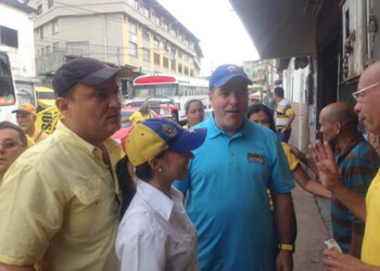 Borges y Hernández recorrieron Carrizal de punta a punta