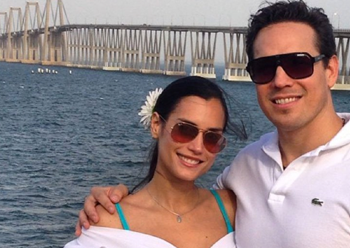 Reyes se casó con la colombiana en una boda sorpresa playera