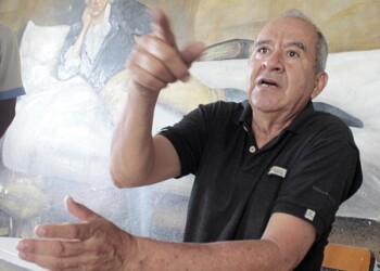 Rafael Orellán, director de la escuela, afirmó que el miércoles abrirán sus puertas y seguirá el proceso de inscripción para los alumnos rezagados