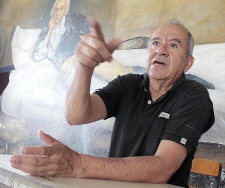 Rafael Orellán, director de la escuela, afirmó que el miércoles abrirán sus puertas y seguirá el proceso de inscripción para los alumnos rezagados