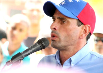 Insistió en que el Referendo Revocatorio es el mecanismo constitucional más viable para cambiar al gobierno de Nicolás Maduro.ARCHIVO
