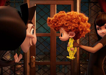 La cinta de animación para toda la familia "Hotel Transylvania 2" cuenta con las voces de Adam Sandler y Selena Gómez