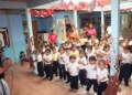 Los niños movieron el esqueleto durante toda la bailoterapia aniversaria del preescolar