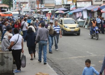 Atracos constantes sitúan a la Miquilén como una de las calle más peligrosas del centro tequeño
