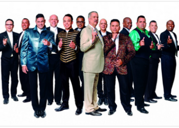 La orquesta se suma a la celebración de estas navidades con el lanzamiento de su nuevo sencillo promocional Tiempos Navideños