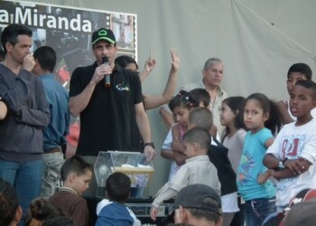 El gobernador del estado se apersonó al evento