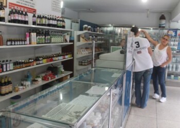 Ir a Caracas o San Antonio ha sido la mejor opción para conseguir los medicamentos
