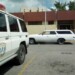 Familiares esperaban a las afueras de la morgue para retirar el cuerpo