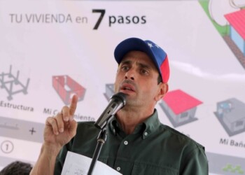 Capriles afirmó además que el país ha llegado a un punto de colapso en todas las áreas. “No solo es escasez de alimentos y medicinas. ARCHIVO