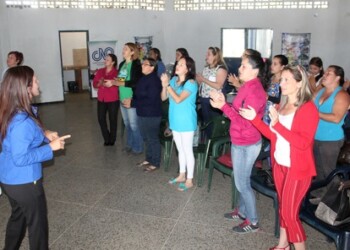La actividad estuvo dirigida a padres, representantes, docentes, psicólogos y directivos