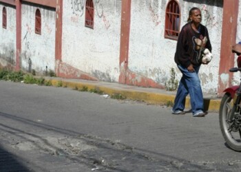 Un operativo de asfaltado es una de las mayores necesidades de la región
